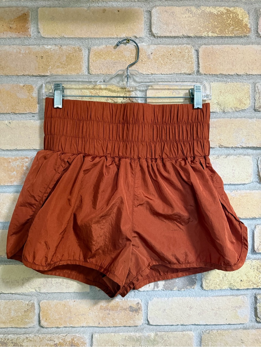 FP Movement Free People The Way Home Shorts, Rust sz L